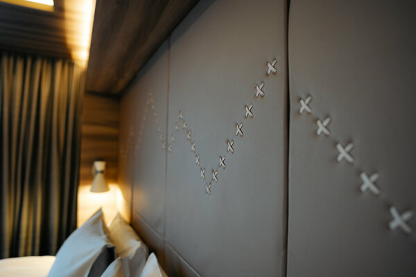 HX Hurtigruten Expeditions MS Fridtjof Nansen Expedition Suite XL Suite 8 ©Tuan Lam Atomic Pixel.jpg